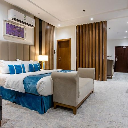 Golden Bujari Hotel - Diyafa Khamis Mushait Eksteriør bilde