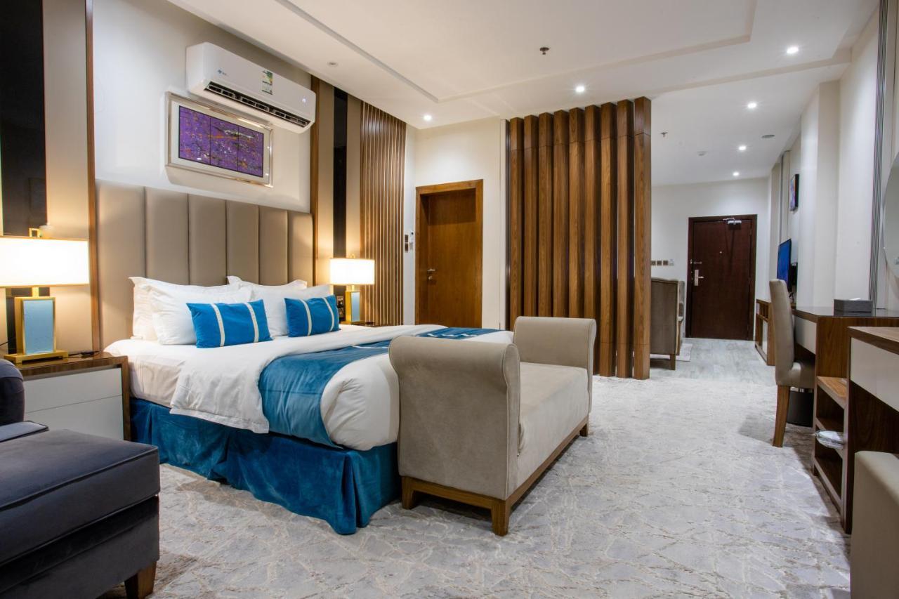 Golden Bujari Hotel - Diyafa Khamis Mushait Eksteriør bilde