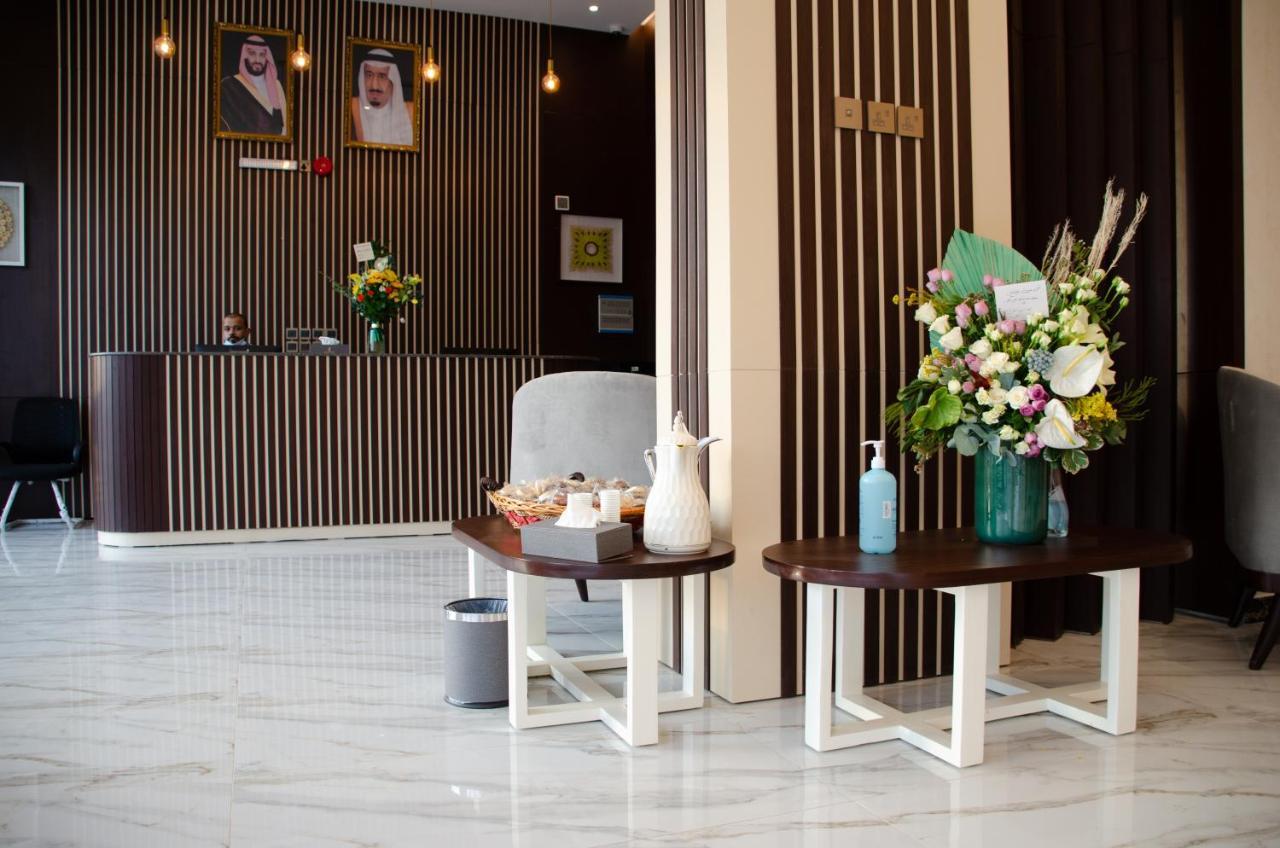 Golden Bujari Hotel - Diyafa Khamis Mushait Eksteriør bilde